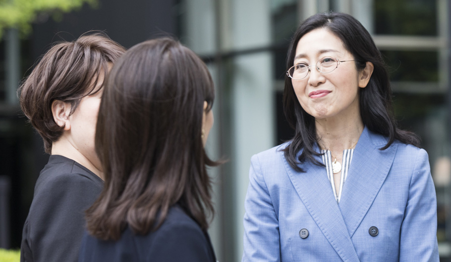 小林 芳子